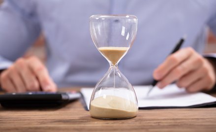 Krótsze terminy dla podmiotów z „łamanym” rokiem podatkowym