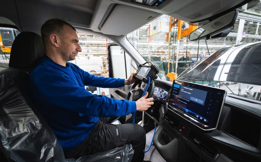 We Wrześni ruszyła produkcja nowego Volkswagena Craftera