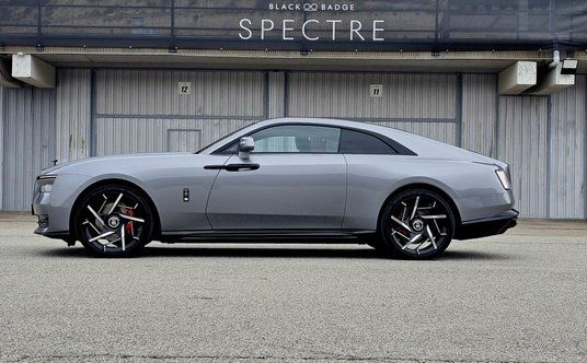 Rolls-Royce Spectre Blac Badge