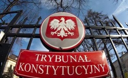 Zdaniem komisji Trybunał Konstytucyjny zostal zablokowany