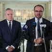 Posłowie PiS, od lewej: Piotr Gliński, Paweł Jabłoński i Radosław Fogiel podczas konferencji prasowe