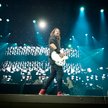 Dave Grohl na czele Foo Fighters, która sprzedała blisko 40 mln albumów. Wcześniej w Nirvanie