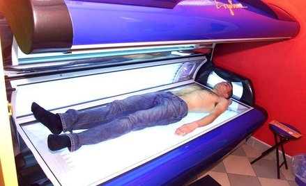 Podatek od solarium rasizmem wobec białych?