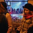 Na pierwszym piętrze jest sala seminaryjna, w podziemiach studio muzyczne, a na parterze – tłumnie o