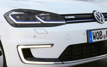Volkswagen przedłuża produkcję elektrycznego Golfa