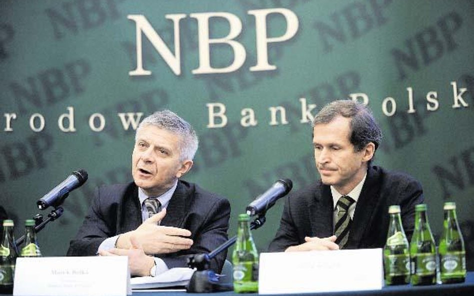 Marek Belka, prezes NBP, i Eric Berglöf, główny ekonomista EBOiR, na wczorajszej prezentacji „Transi