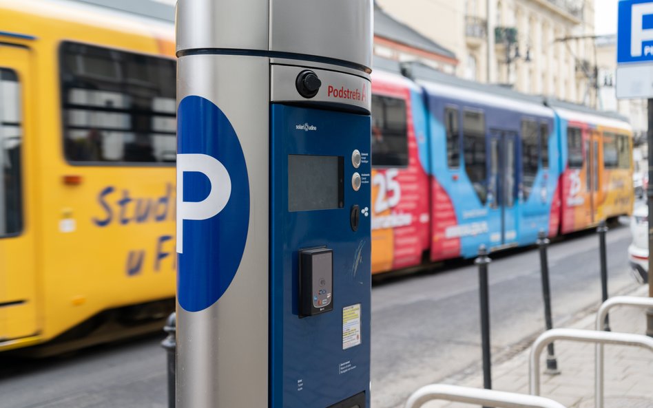 W Krakowie o pomyśle smart parkingów mówi się od dawna, bo – jak twierdzą mieszkańcy - kurczy się li