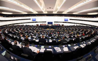 Rezolucja PE. Jak głosowali europosłowie z Polski?