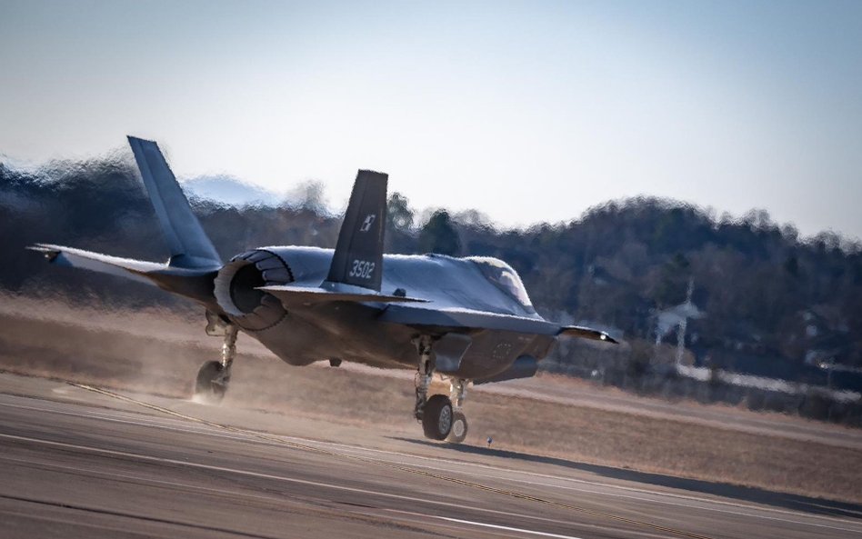 Pierwsze F-35 nie dotarły jeszcze do Polski, ale już powinniśmy zainteresować się samolotami szóstej