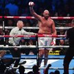 Tyson Fury po zadaniu nokautującego ciosu