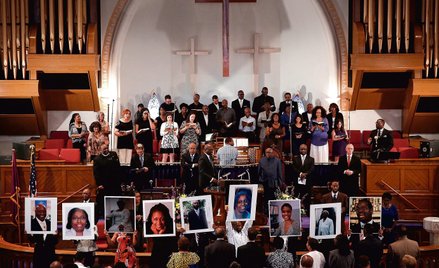Fan białej Rodezji Dylann Roof zabił 15 czerwca 2015 r. w kościele w Charleston w Karolinie Południo