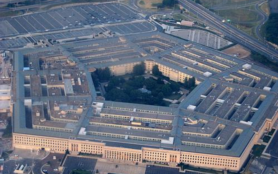 Pentagon (fot. Gregwest98)