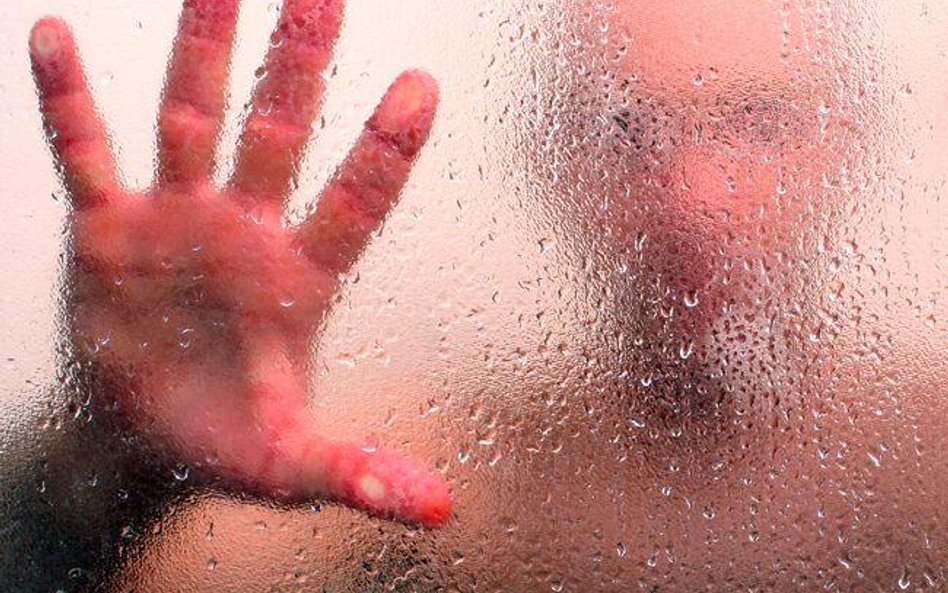 RPO skarży do Trybunału więzienną kąpiel raz w tygodniu