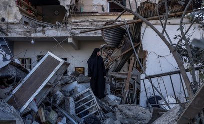 Skutek izraelskiego nalotu na Tyr w Libanie