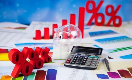 Korekta faktury z powodu rabatu a moment zaksięgowania korekty przychodu