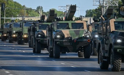 Próba defilady na warszawskiej Wisłostradzie