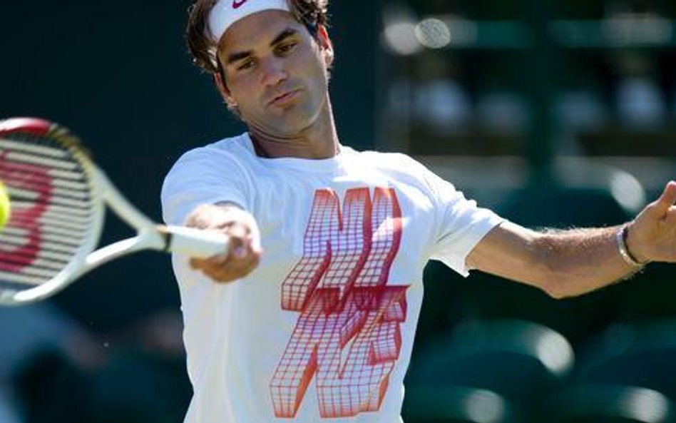 Roger Federer zarobił w ciągu ostatnich 12 miesięcy 54,3 mln dol. - wyliczył "Forbes"