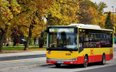 Hybrydowy autobus tureckiej marki Otokar na warszawskich ulicach
