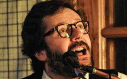 Grzegorz Turnau i Stanisław Soyka zaśpiewali w stodole w Mięćmierzu. Koncerty trwają tu nieraz po tr