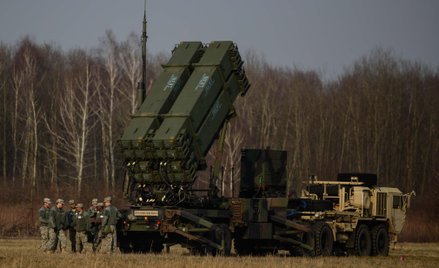 Pokaz sprzętu oraz uzbrojenia baterii Patriot w Sochaczewie, fotografia ilustracyjna z 2015 r.