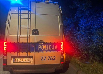 Funkcjonariusze z piaseczyńskiej drogówki zatrzymali pijanego 16-latka