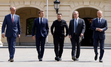 Kanclerz Niemiec Friedrich Merz, prezydent Francji Emmanuel Macron, premier Wielkiej Brytanii Keir S