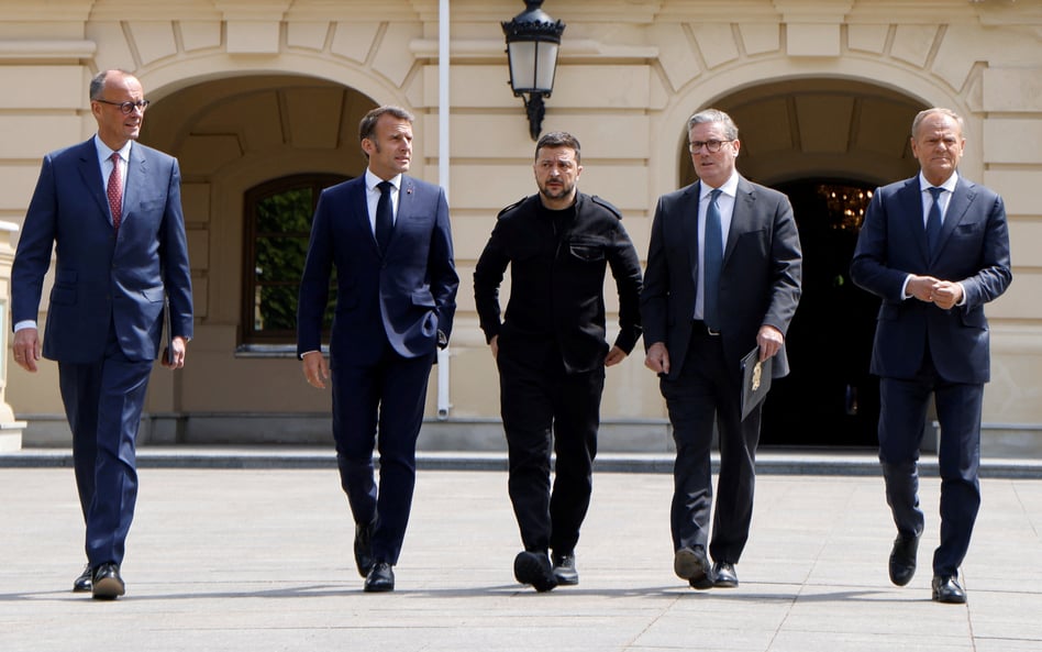 Kanclerz Niemiec Friedrich Merz, prezydent Francji Emmanuel Macron, premier Wielkiej Brytanii Keir S