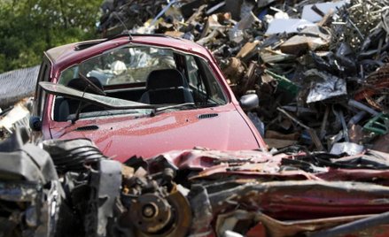 Demontaż pojazdów na własną rękę może wiele kosztować