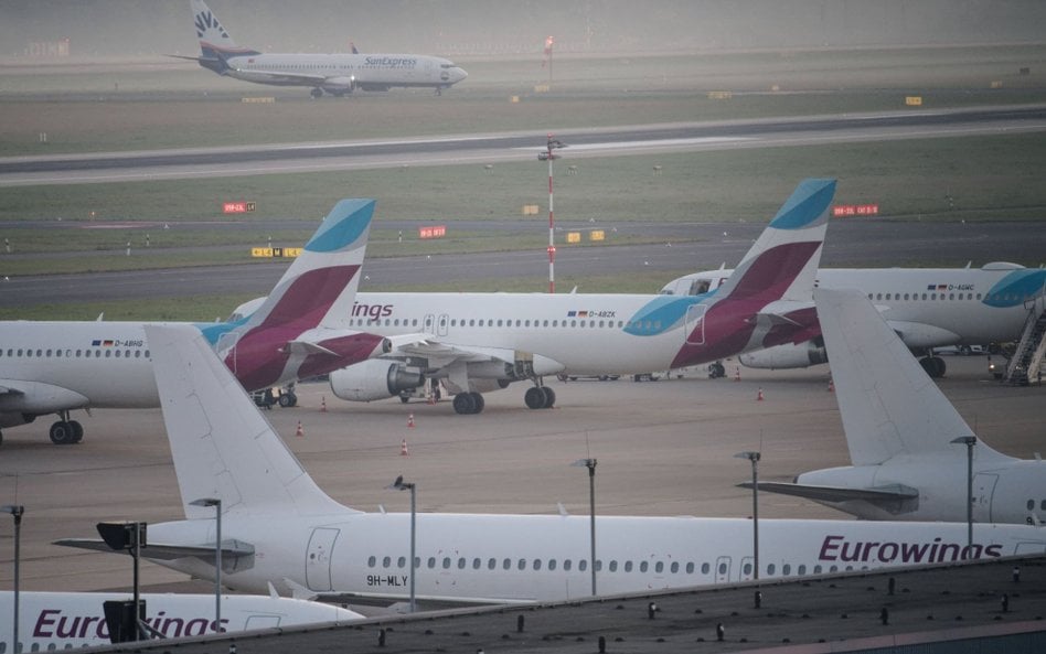Eurowings zapowiedział cięcia w zimowej siatce lotów i redukcję zatrudnienia w administracji. Powode
