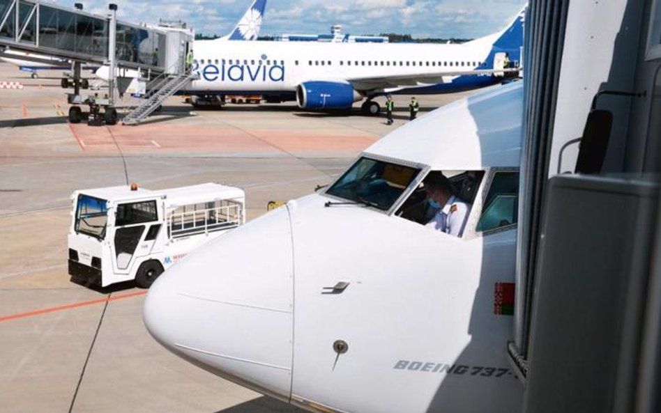 Uziemiona białoruska Belavia to dla reżimu w Mińsku poważne straty, nie tylko finansowe, ale i polit