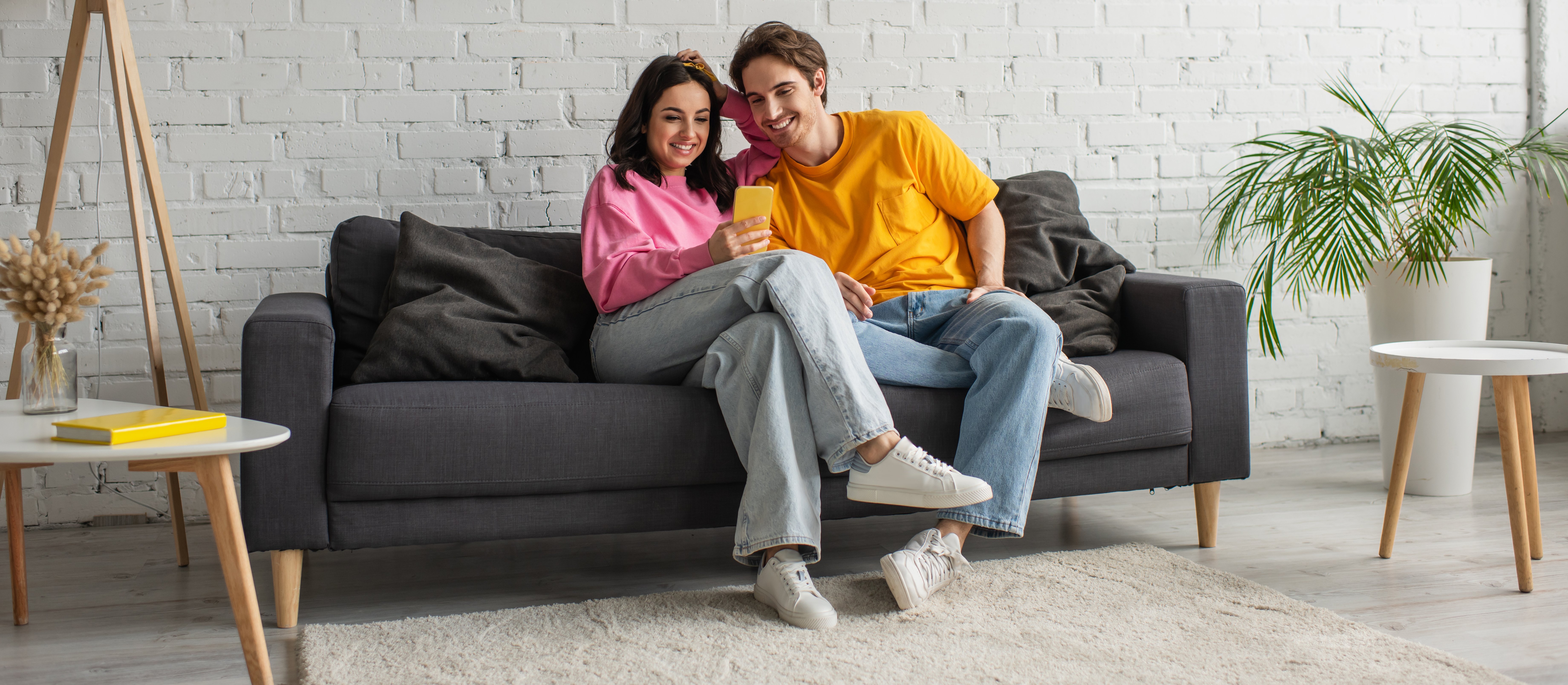 Phubbing: gdy dostępne w telefonie treści są ważniejsze niż siedząca obok osoba