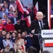 Michał Szułdrzyński: Kaczyński przebiera się za Tuska i chce Polski na TAK. Co może pójść nie tak?
