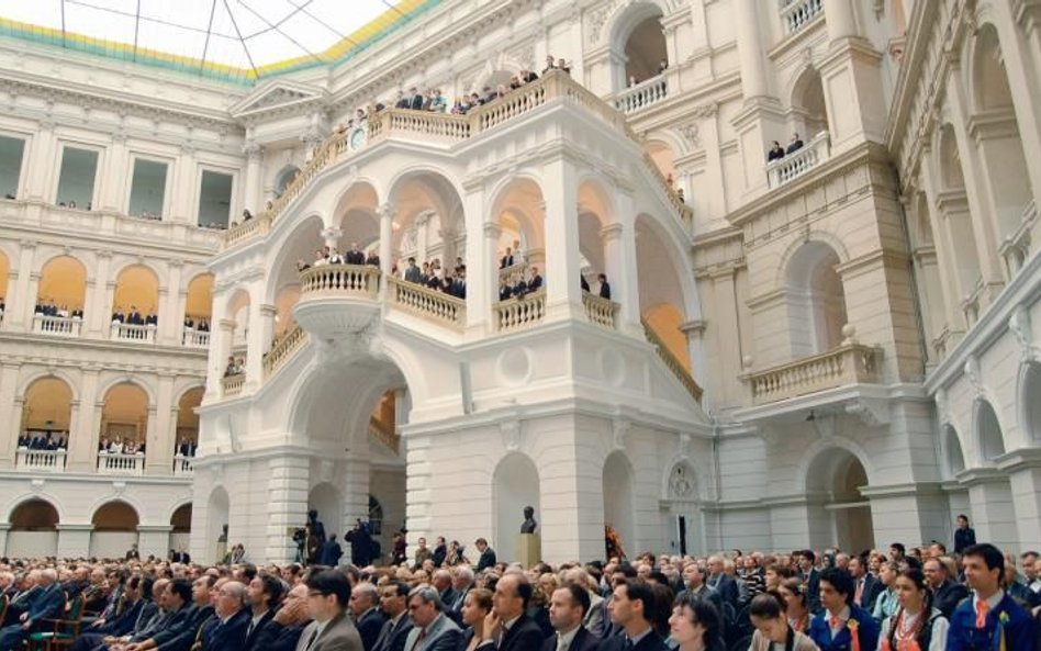 O wyborze stolicy na siedzibę nowego centra usług decyduje m.in. to, że Warszawa to największy ośrod