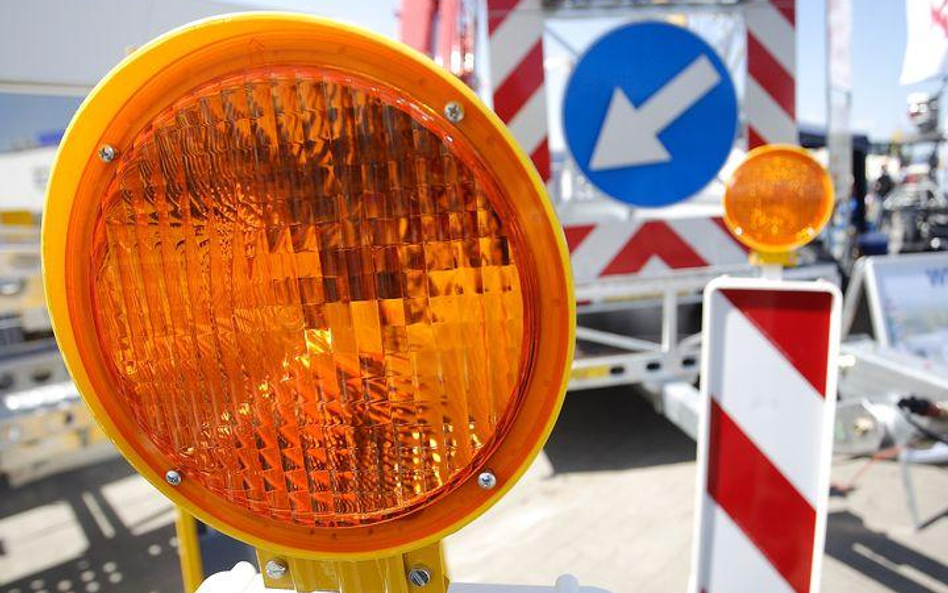 EBI ratuje budowę naszych dróg