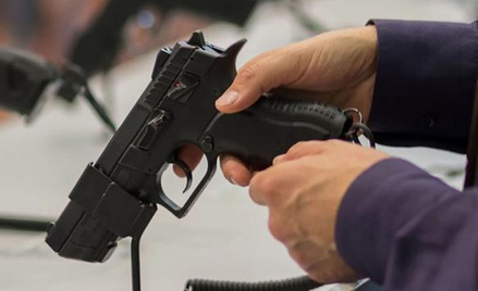 Średnio trzech Polaków na tysiąc ma obecnie broń. W Czechach wskaźnik ten wynosi 30, a w Finlandii 3