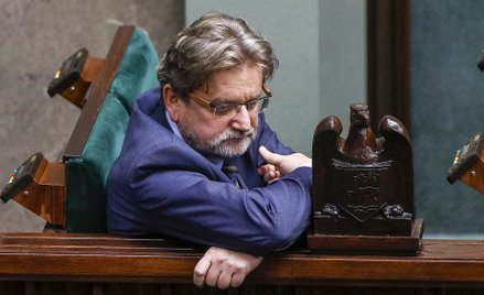 Szef sanepidu: 809 przypadków? Zaskoczenia nie ma