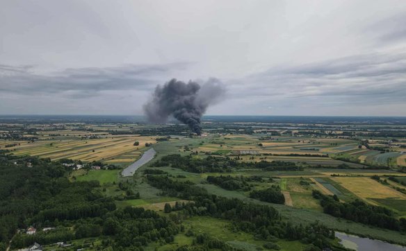 Spłonęły setki zbiorników na kiszonkę - podał portal Kozienice24