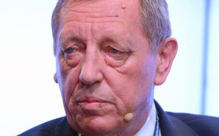 Jan Szyszko, minister środowiska 20,8 (-4,4); 59,4 (+28,4)