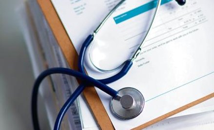 Korzyści z outsourcingu to przede wszystkim redukcja kosztów i optymalizacja procesów.