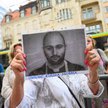 Uczestnicy protestu w obronie księdza Michała Olszewskiego