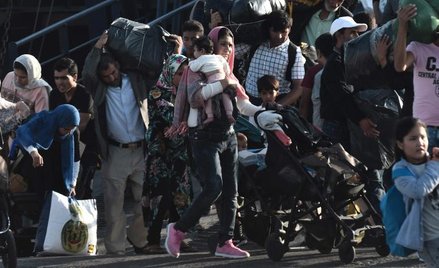 Ci migranci zostali przewiezieni na początku września z wyspy Lesbos do drugiego co do wielkości mia
