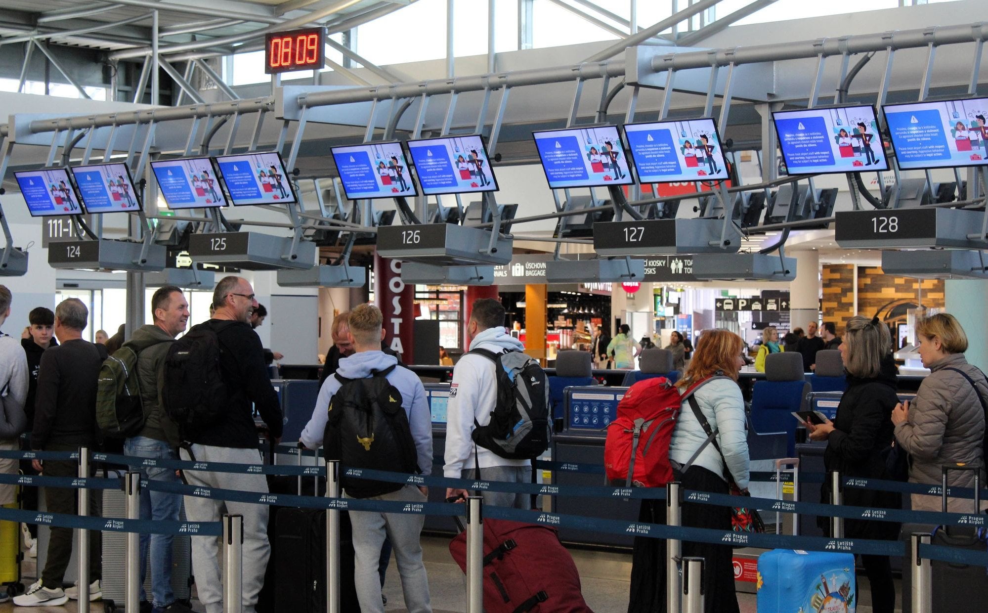 Easier compensation and fewer airline fees under new passenger rules