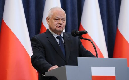 Prezes Narodowego Banku Polskiego Adam Glapiński podczas konferencji prasowej w Pałacu Prezydenckim 