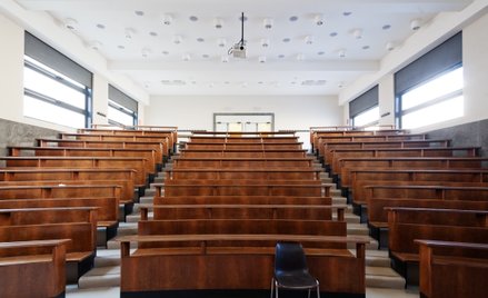 Syndyk może być likwidatorem uczelni niepublicznej