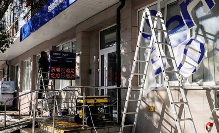 Ukraina znacjonalizowała bank rosyjskiego oligarchy. Za 1 hrywnę