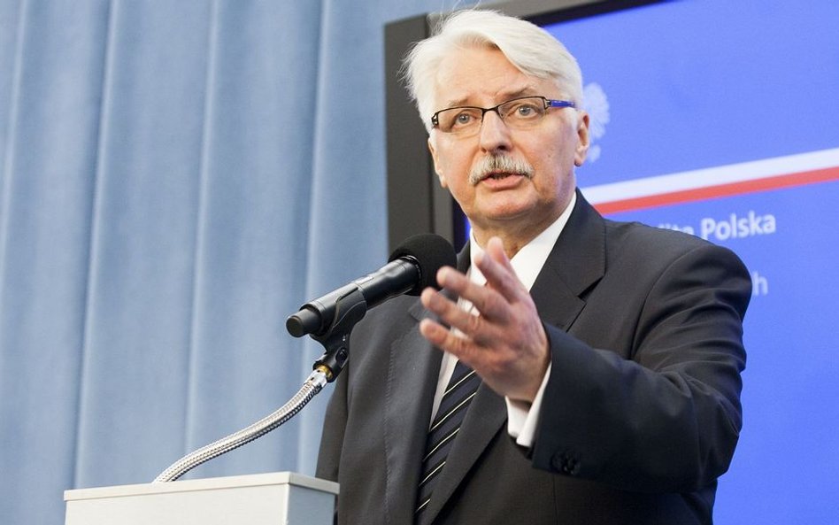 Waszczykowski o Pomniku Katyńskim w Jersey: A może powinna pomóc totalna opozycja?