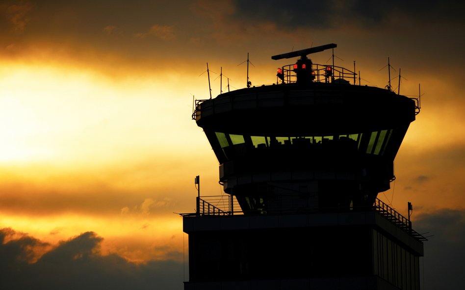 FAA na godzinę zakazała lotów nad częścią Montany. NORAD: Anomalia radarowa