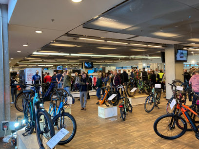 BIKE EXPO 2025. Tłumy na PGE Narodowym