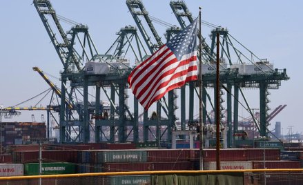 Chiny/USA. Cła pożrą część korzyści z obniżek podatków