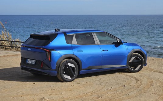 Kia EV4